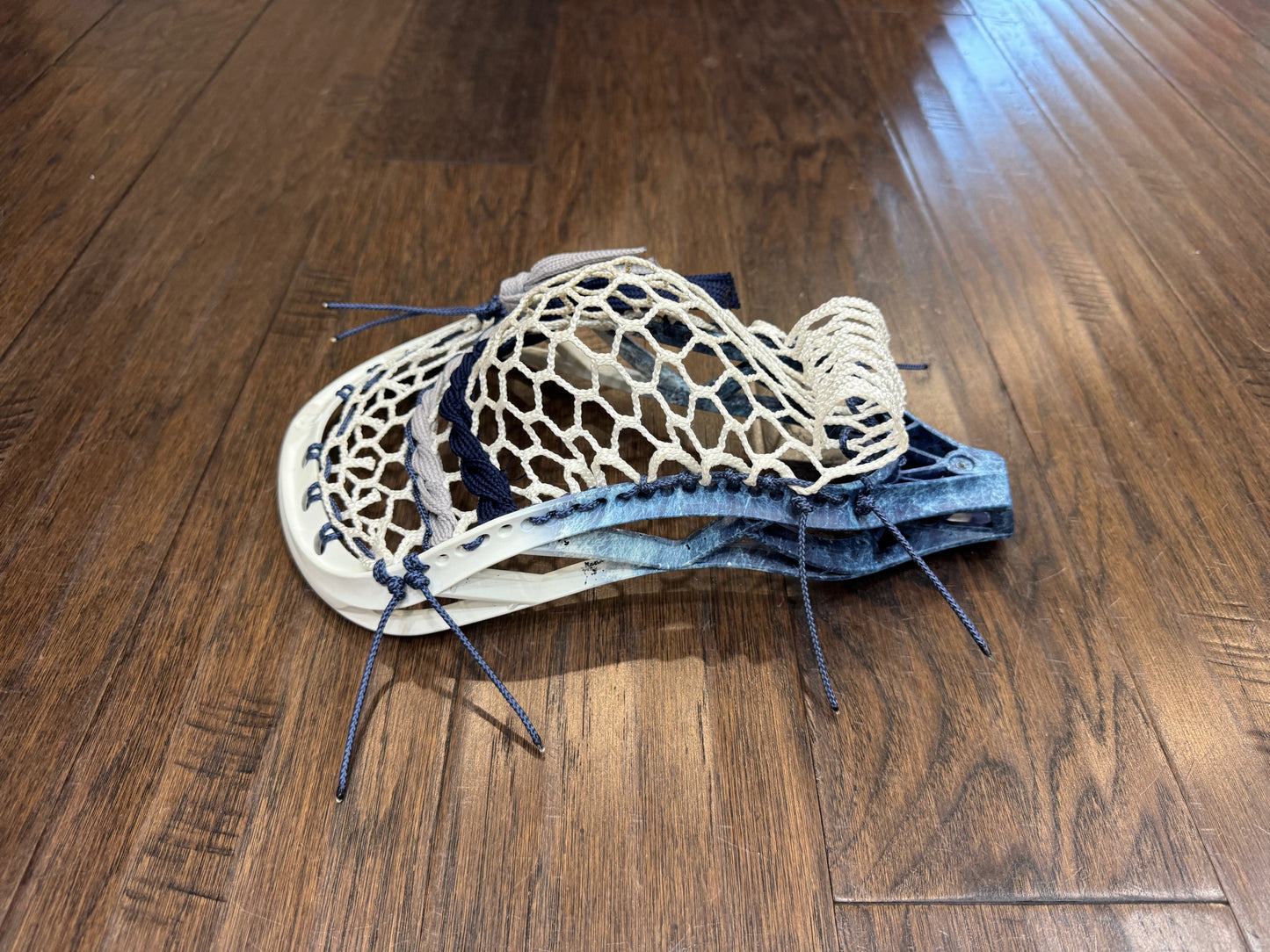 Signature Contract Pro Defense | Tampa Bay Lightning Bottom Fade + Marbling + Logo | 7D Mesh | Strung