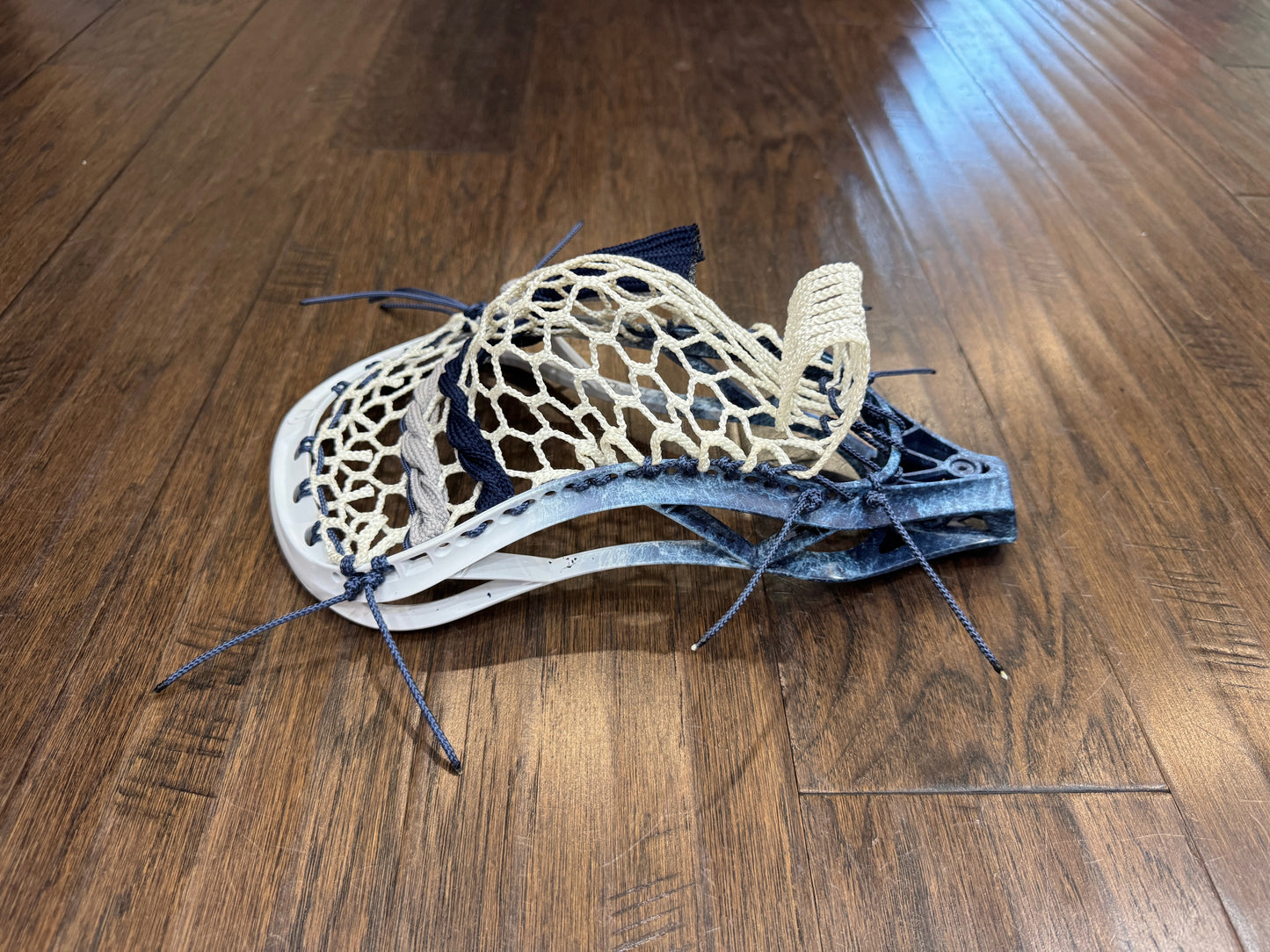 Signature Contract Universal | Tampa Bay Lightning Bottom Fade + Marbling + Logo | 7D Mesh | Strung
