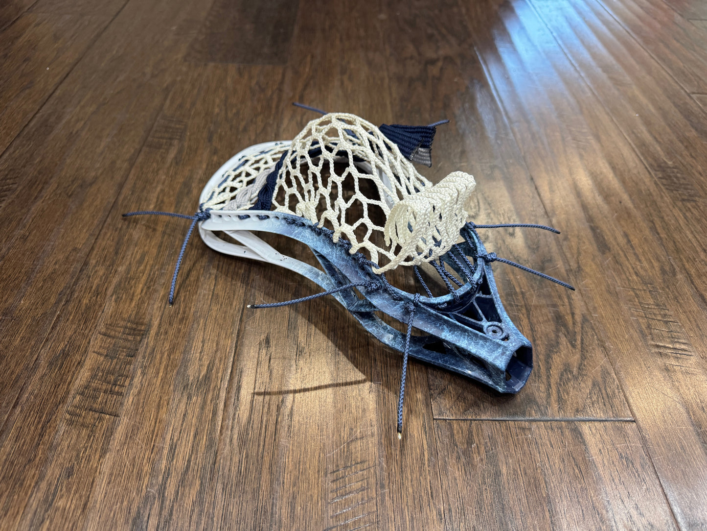 Signature Contract Universal | Tampa Bay Lightning Bottom Fade + Marbling + Logo | 7D Mesh | Strung