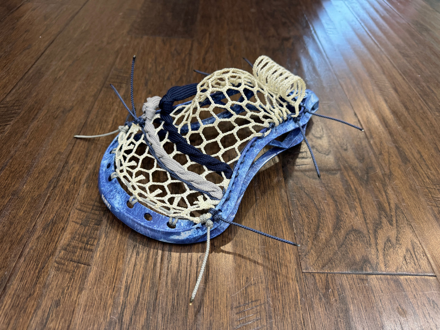 Signature Contract Universal | Tampa Bay Lightning Solid + Marbling + Logo | 7D Mesh | Strung