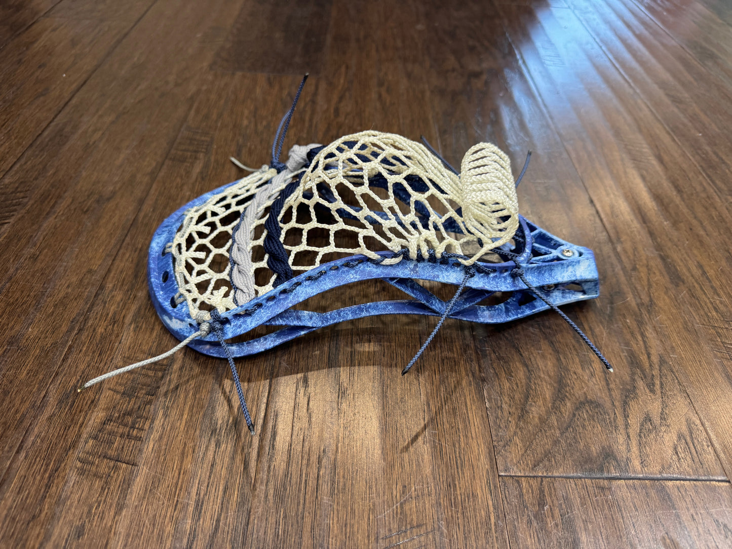 Signature Contract Universal | Tampa Bay Lightning Solid + Marbling + Logo | 7D Mesh | Strung